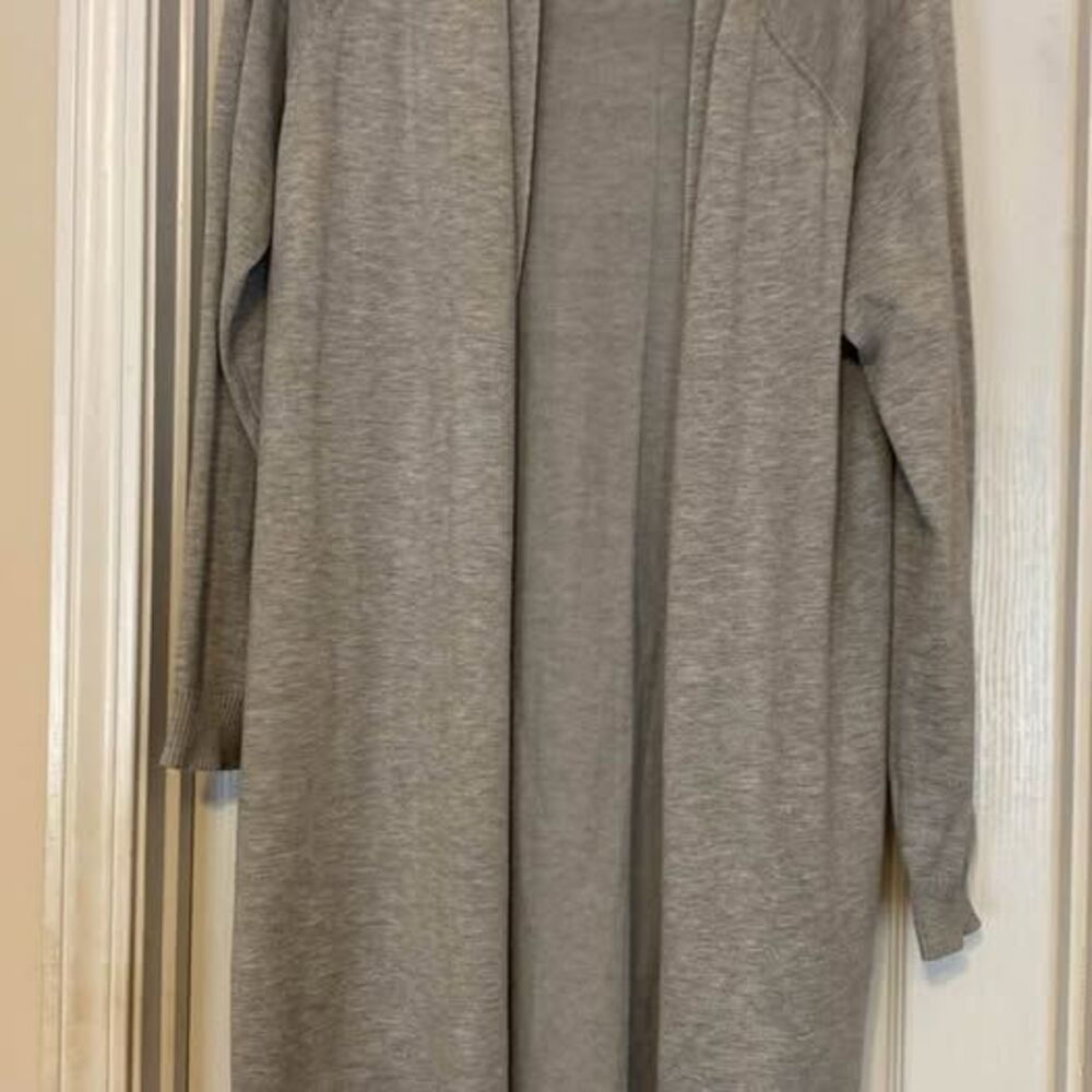 Women’s Verve Ami long gray sweater‎ cardigan size large